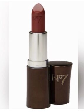 ***** LAST ONE ****** New Boots No7 Moisture Drench Lipstick Berry Blush 710